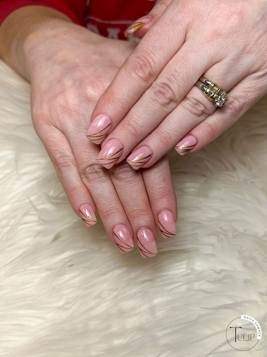 Tulip Nails Sumner
