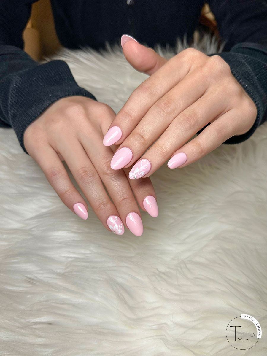 Tulip Nails Sumner